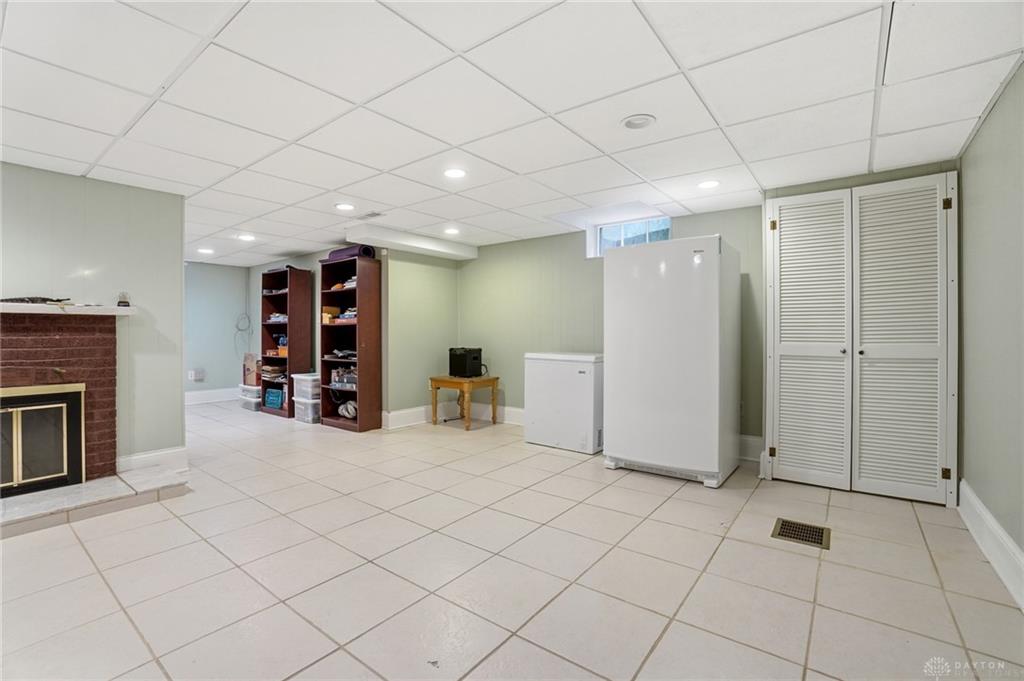25 W Thruston Property Photo 90