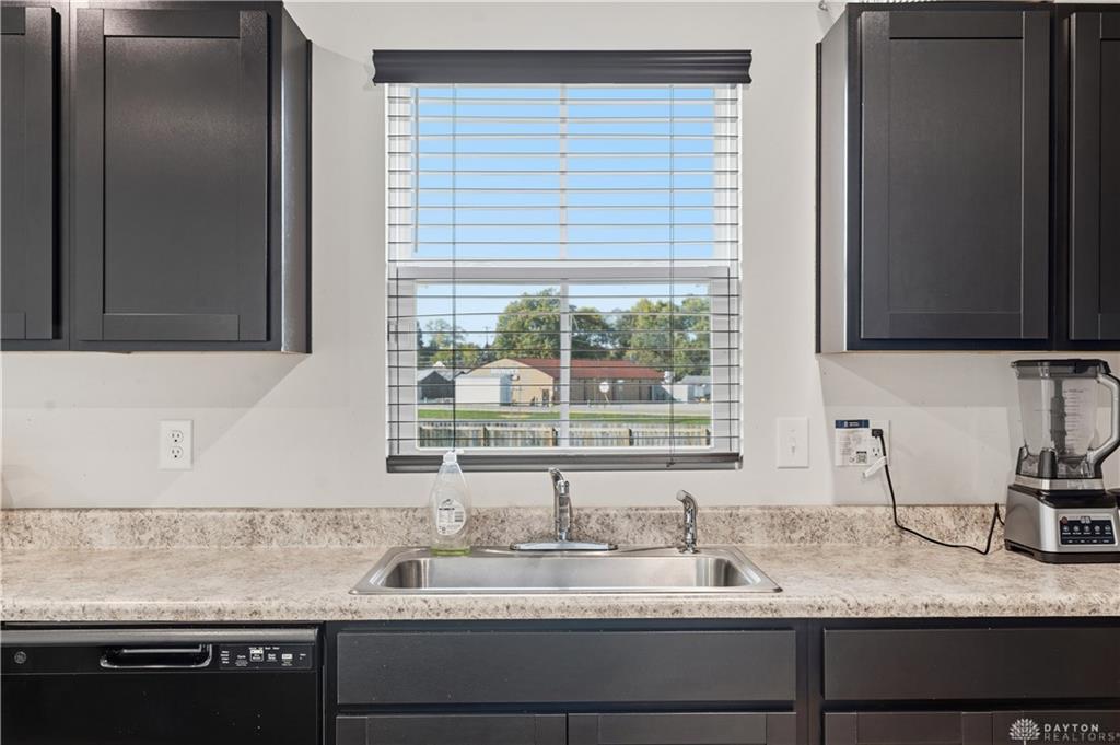 166 Chesapeake Property Photo 4