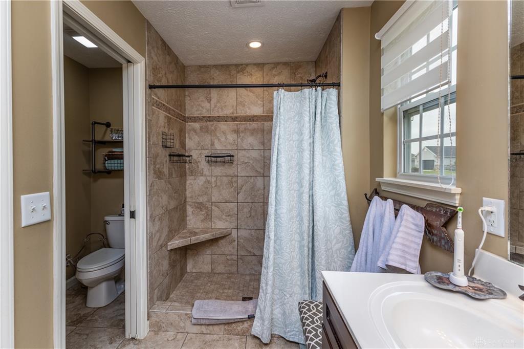 725 Loxley Property Photo 34