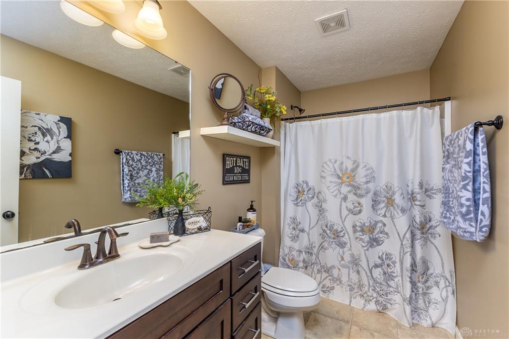 725 Loxley Property Photo 37