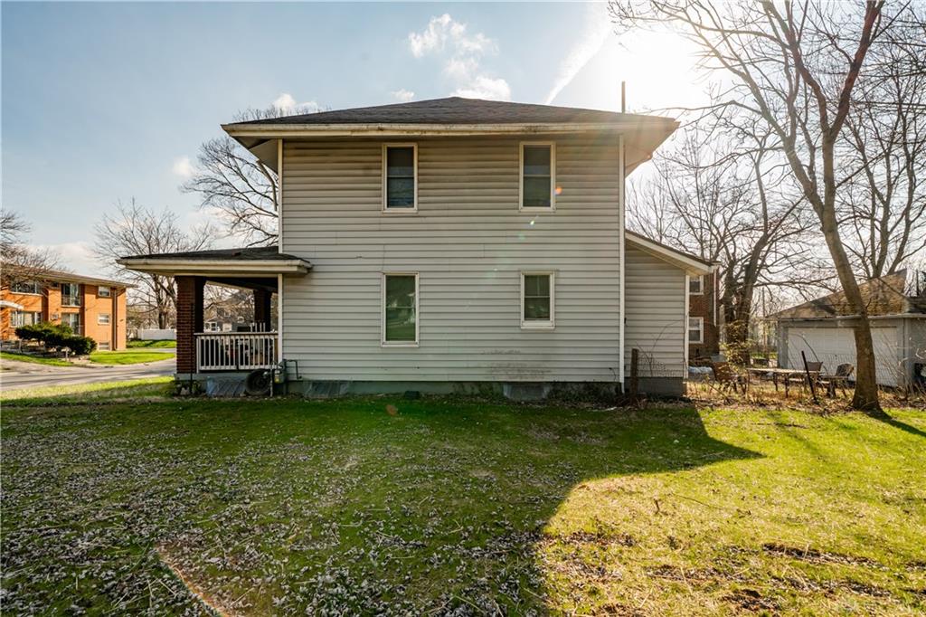 110 W Hudson Property Photo 17