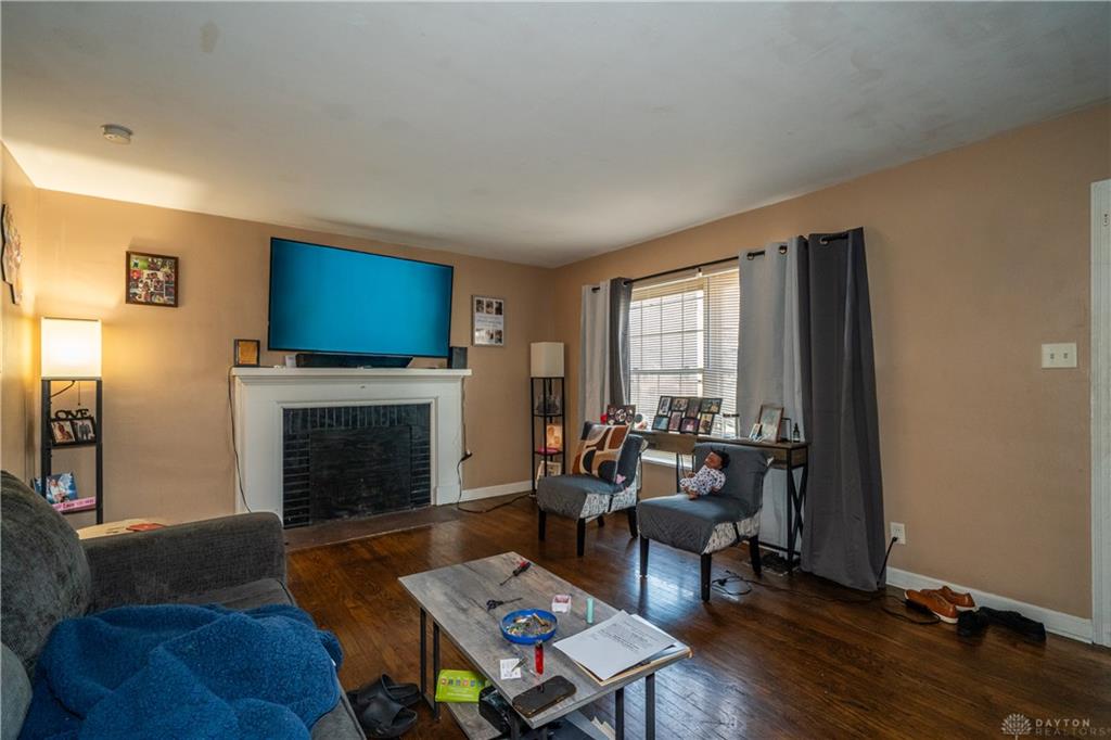 110 Redder Property Photo 4