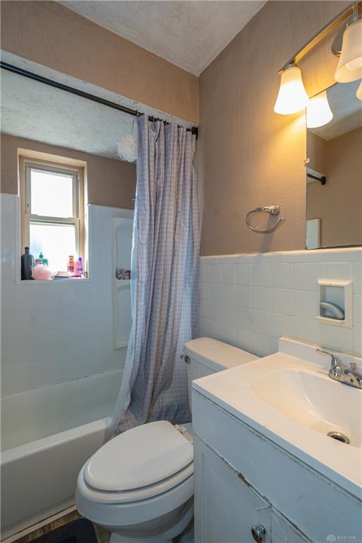 110 Redder Property Photo 12