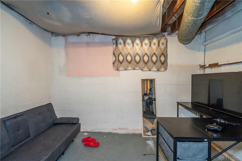 110 Redder Property Photo 19
