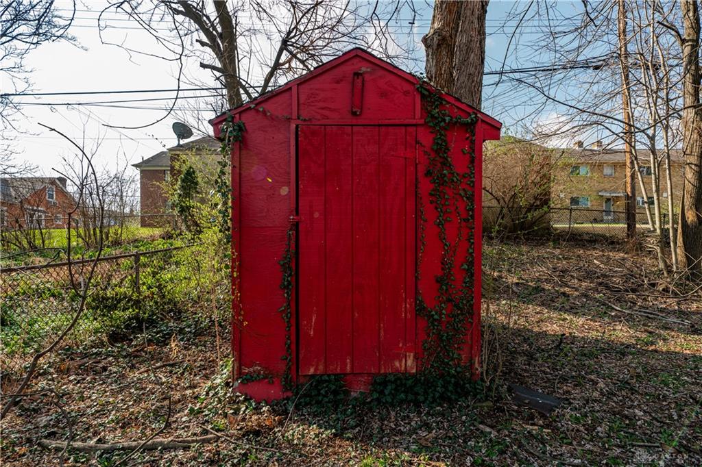 110 Redder Property Photo 26