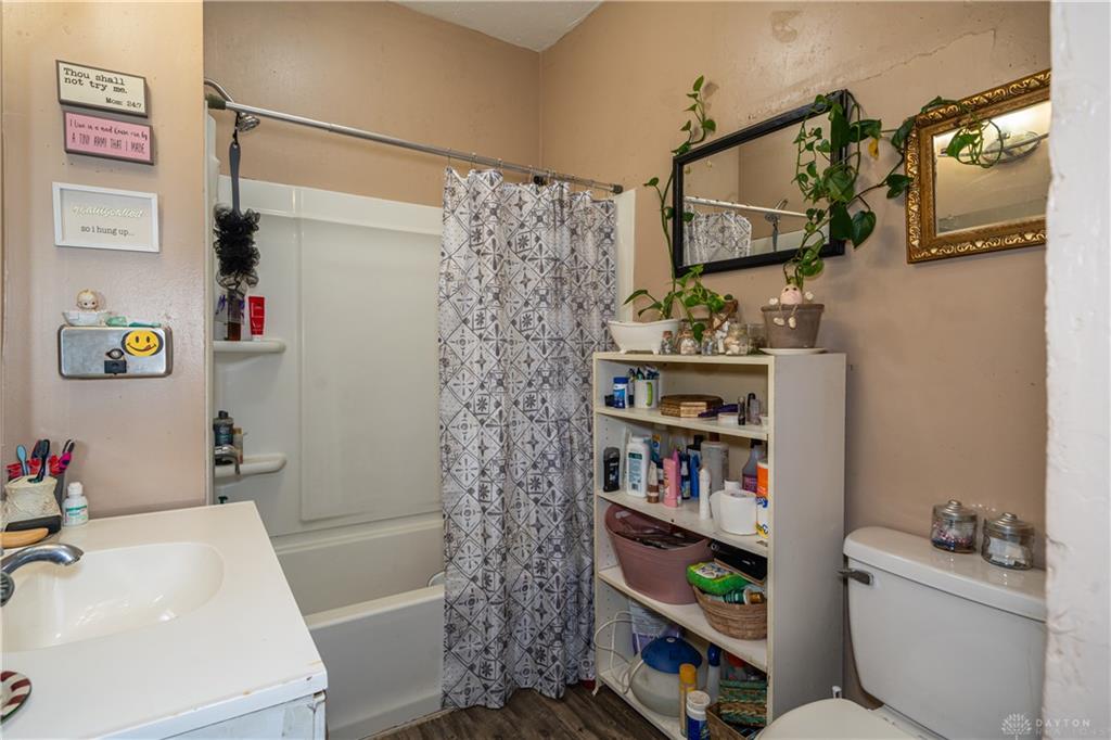 140 Webster Property Photo 16