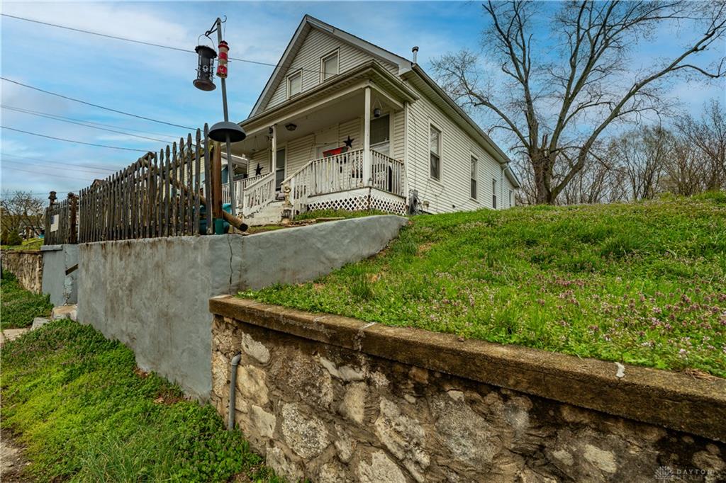 140 Webster Property Photo 20