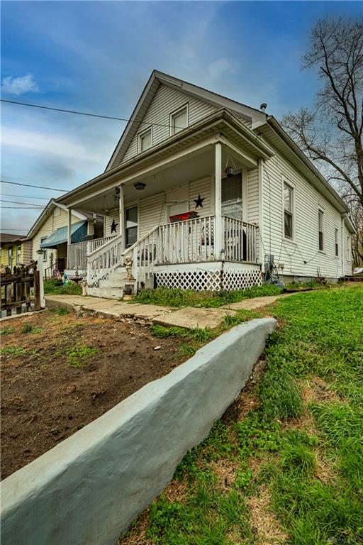 140 Webster Property Photo 27