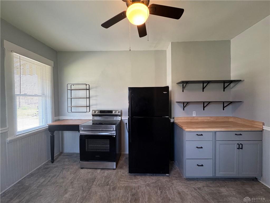 1220-1222 Wayne Property Photo 10