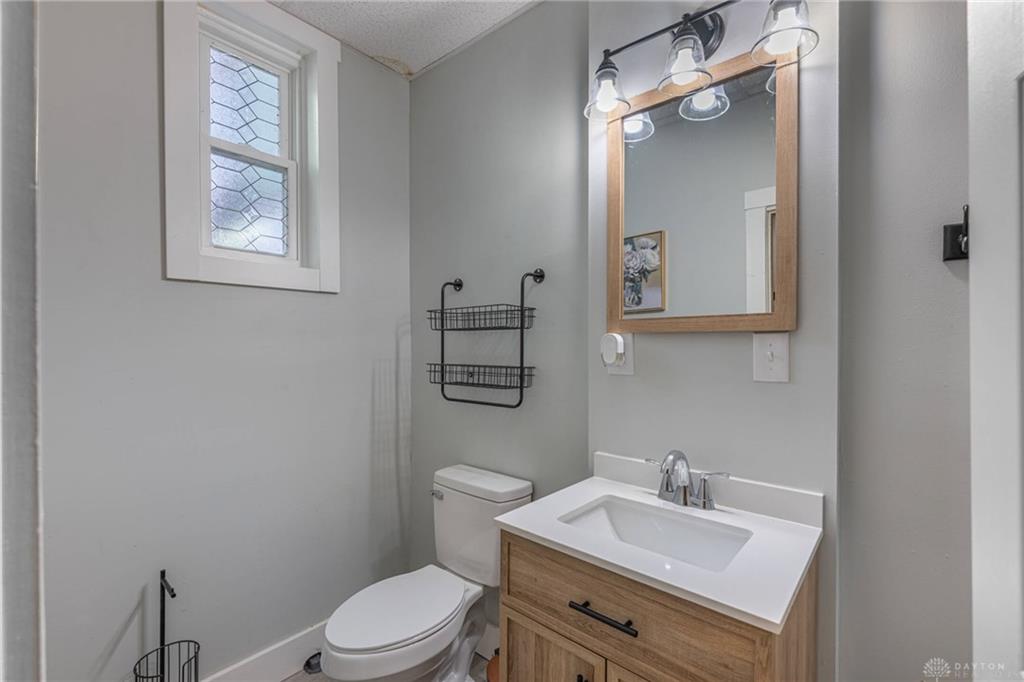 1220-1222 Wayne Property Photo 33