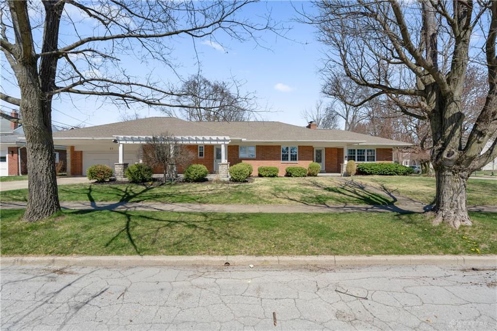 21 Collingwood Property Photo 1