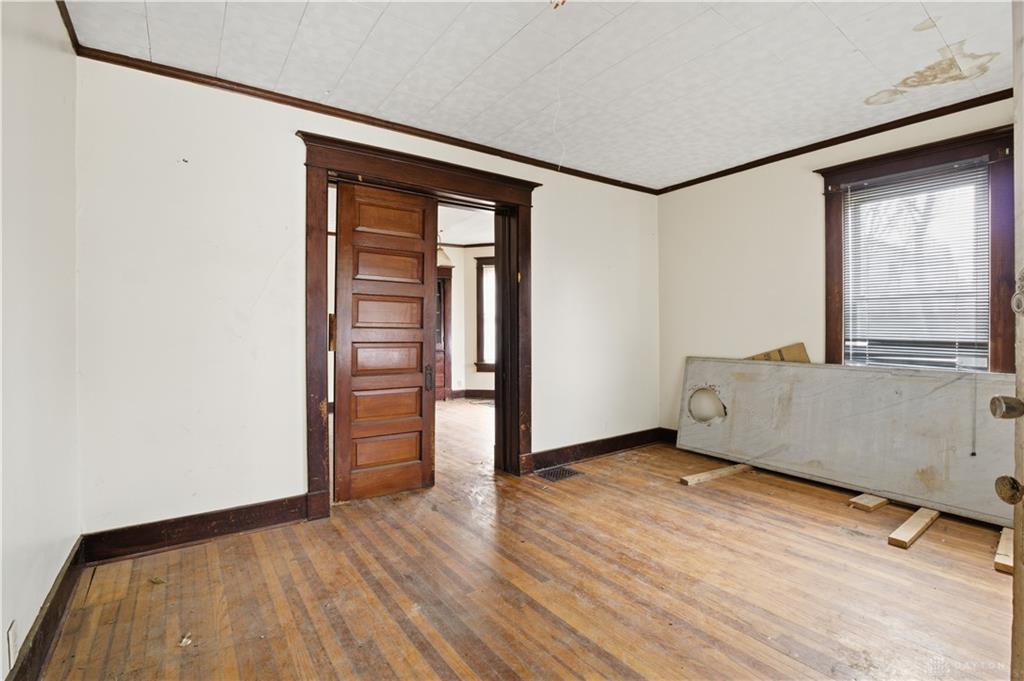 136 N Spring Property Photo 3