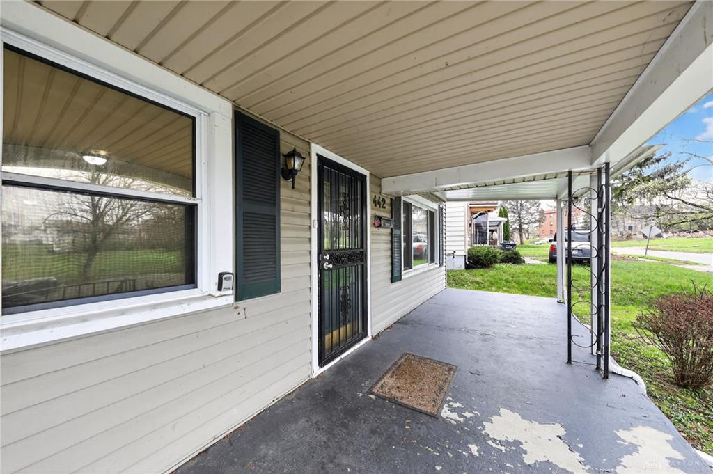 442 Allwen Property Photo 7
