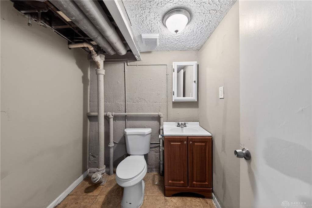 442 Allwen Property Photo 22