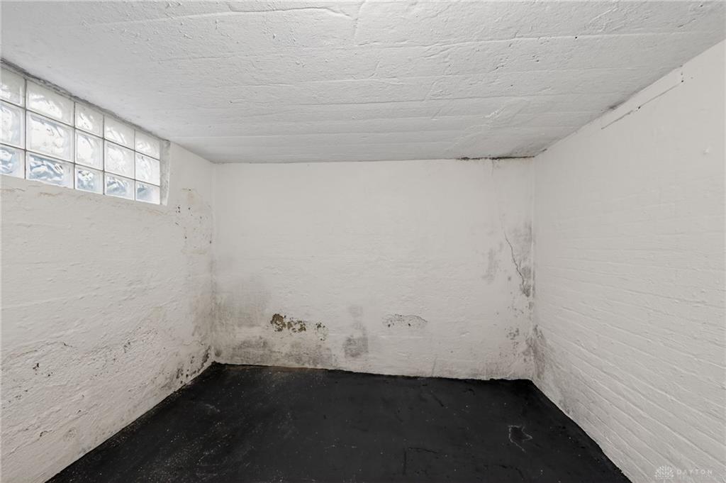 442 Allwen Property Photo 24