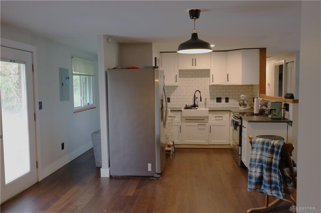 6810 Hubbard Property Photo 6