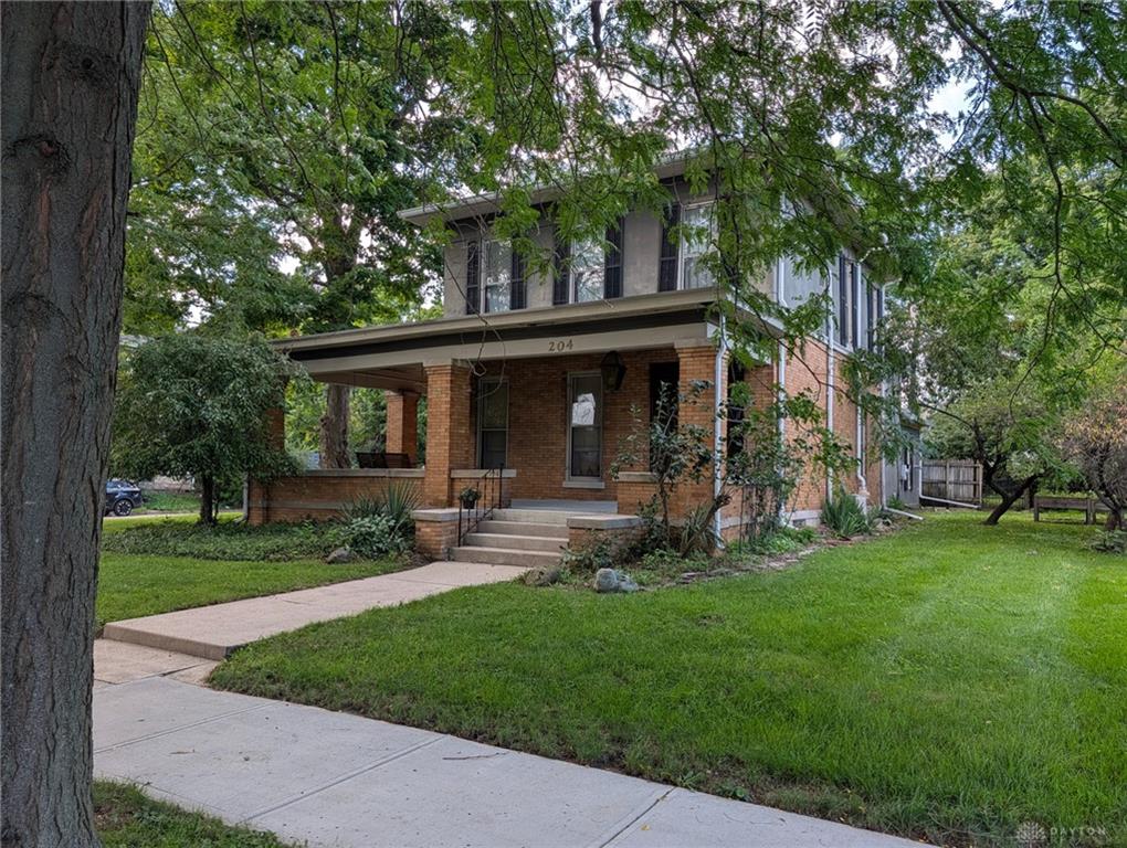 204 Lafayette Property Photo 2