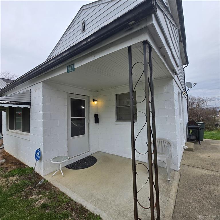 922 Stolz Property Photo 3