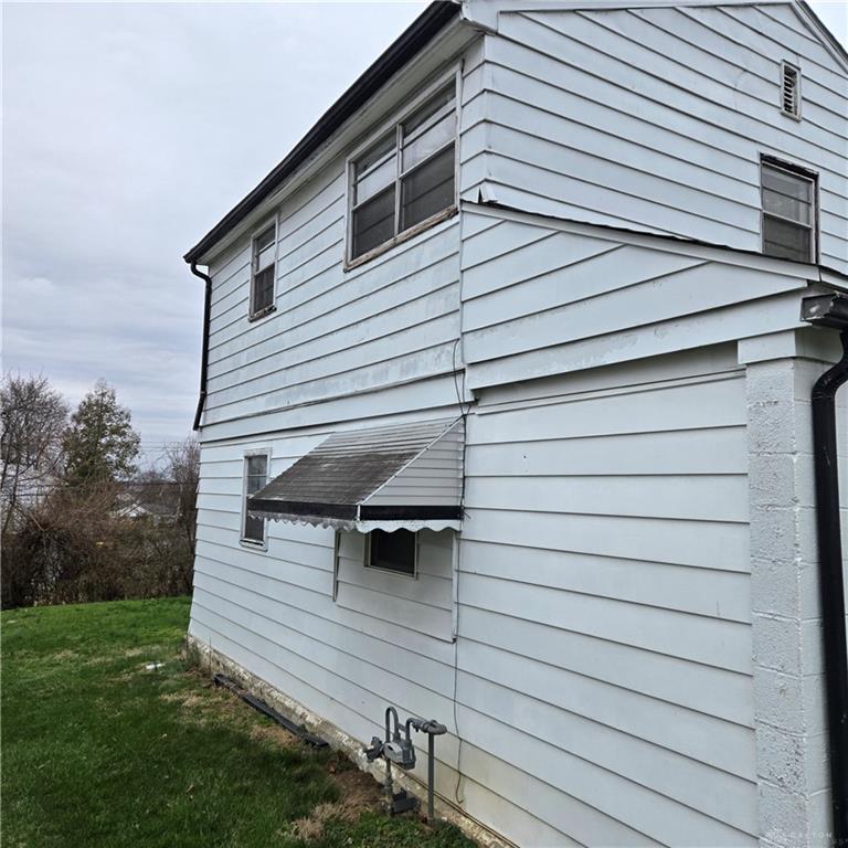 922 Stolz Property Photo 32