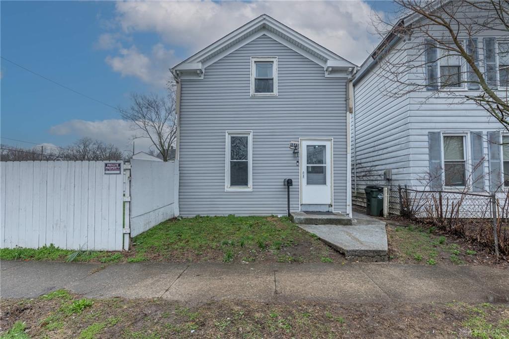 1041 Vine Property Photo 1