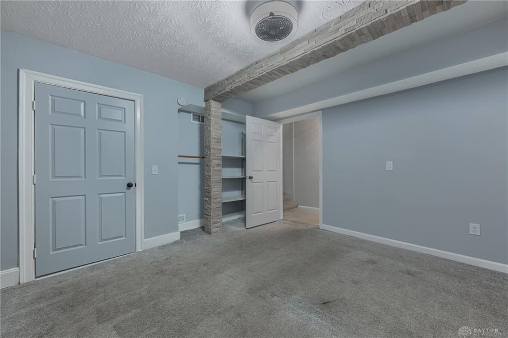 1041 Vine Property Photo 12