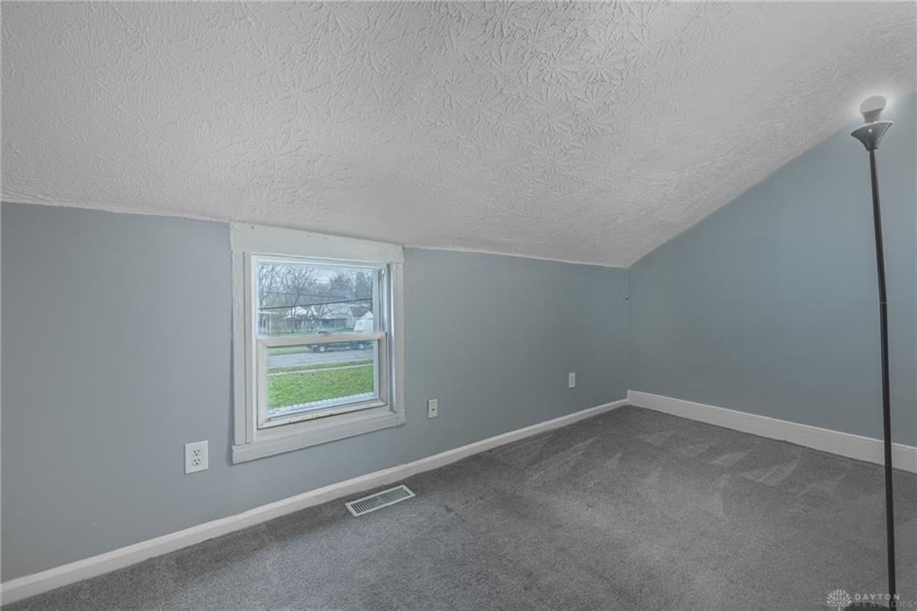 1041 Vine Property Photo 14