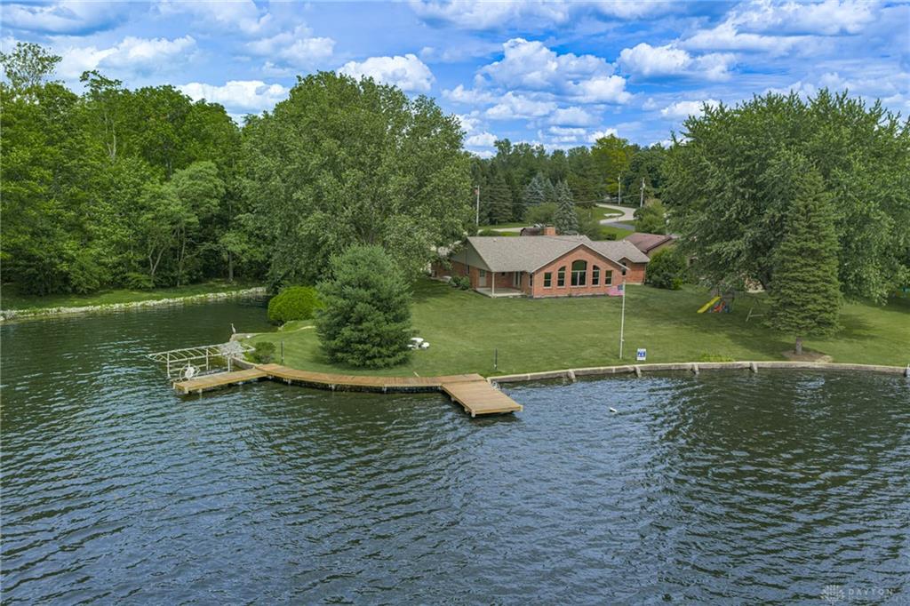 854 Oslo Property Photo 1
