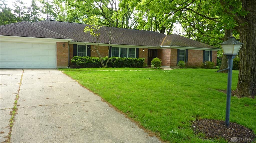 665 Dionne Property Photo 1