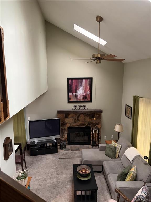 1060 Foxshire Property Photo 9