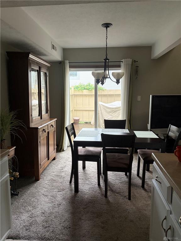 1060 Foxshire Property Photo 15