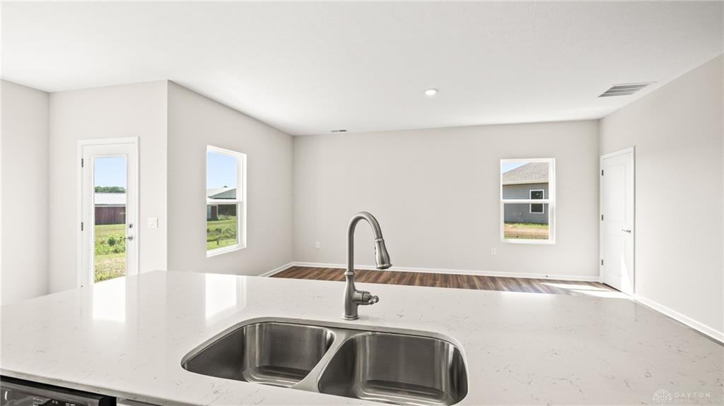 2823 Netherfield Property Photo 17
