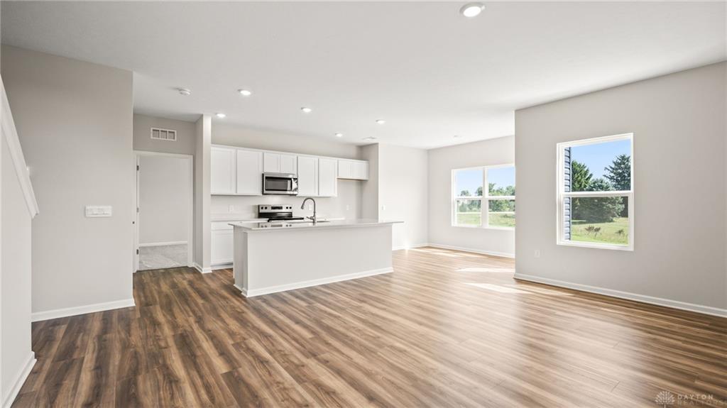 2823 Netherfield Property Photo 19
