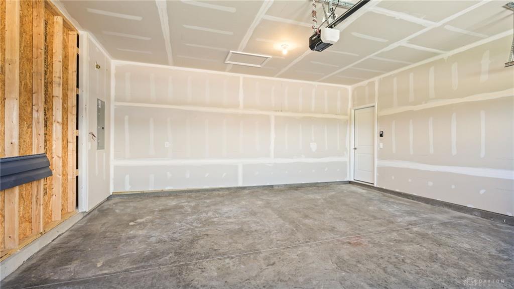 2823 Netherfield Property Photo 25
