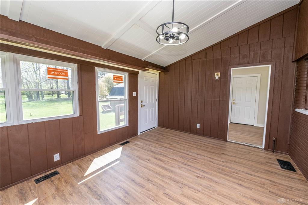 675 Wright Property Photo 9