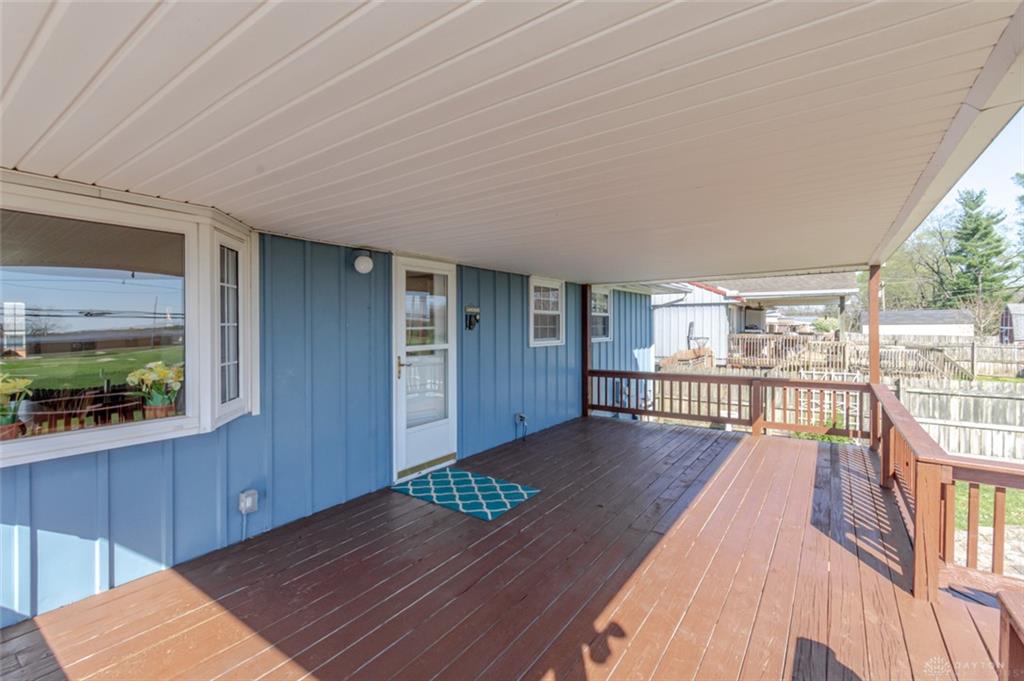 926 Michaels Property Photo 32