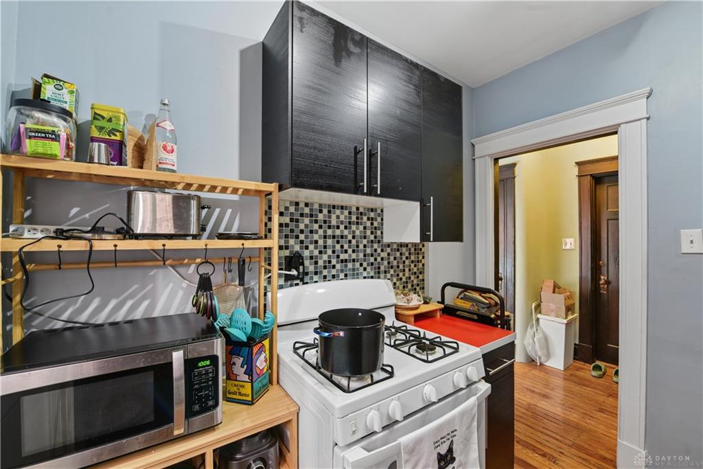 3636 Besuden Property Photo 17