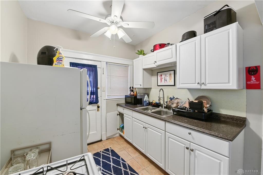 3636 Besuden Property Photo 41