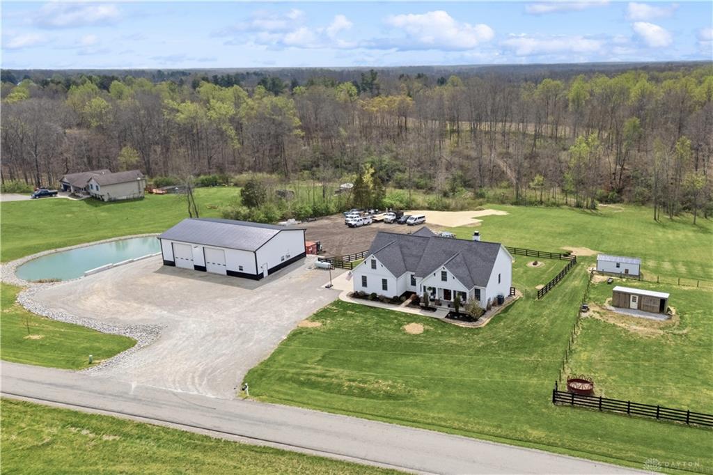 1158 Pyle Property Photo 8