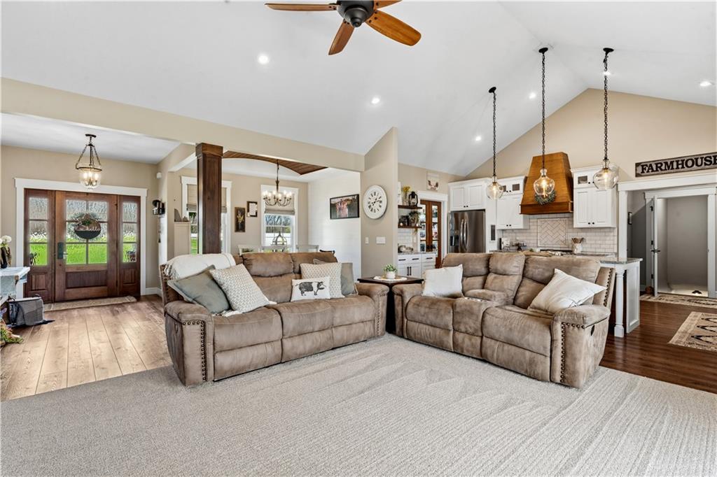 1158 Pyle Property Photo 16