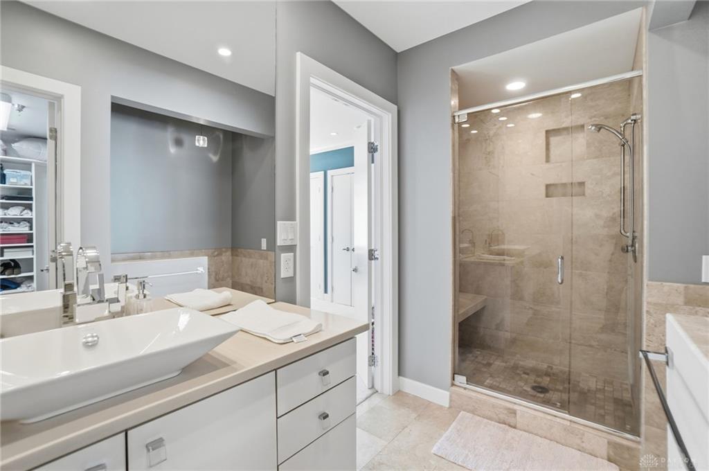 109 N Main 1108 Property Photo 41
