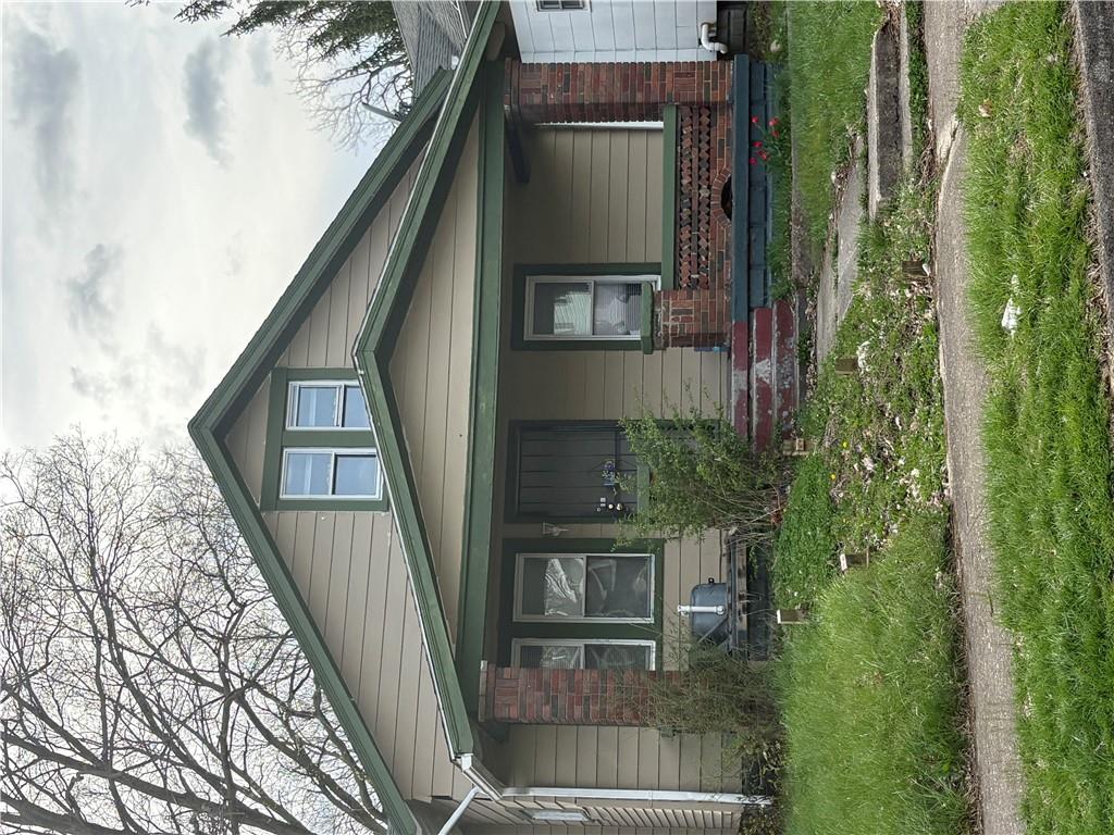 551 Huron Property Photo 1