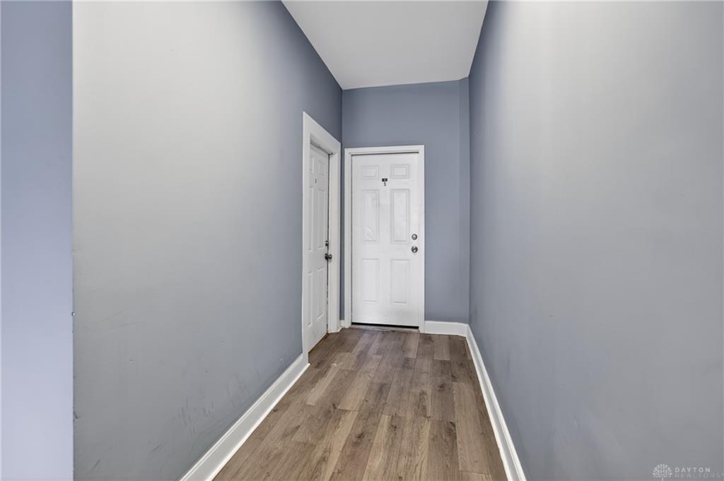 7045-7049 Montgomery Property Photo 32