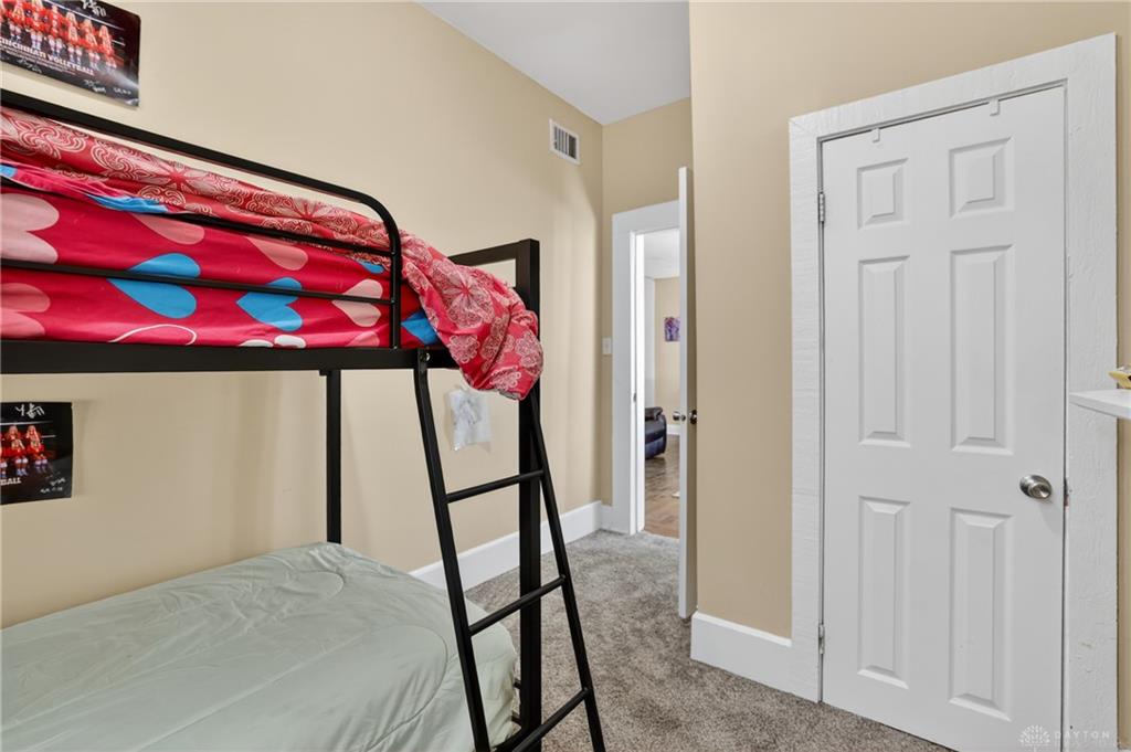 7045-7049 Montgomery Property Photo 53