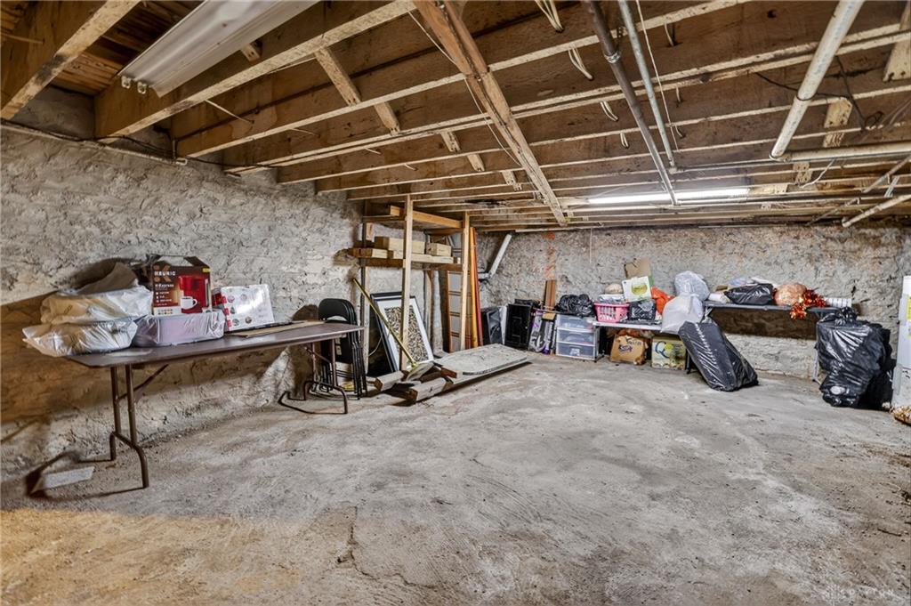 7045-7049 Montgomery Property Photo 64