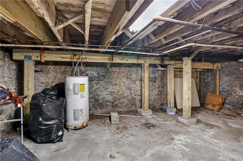 7045-7049 Montgomery Property Photo 66
