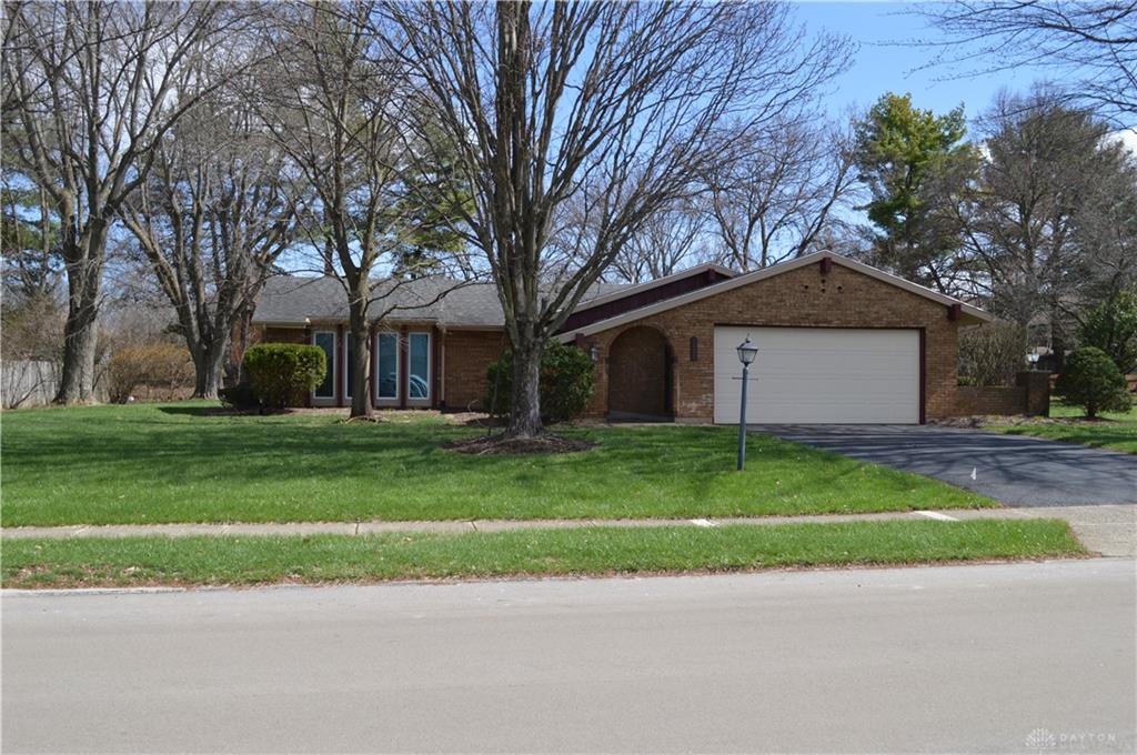 1280 Kentshire Property Photo 3