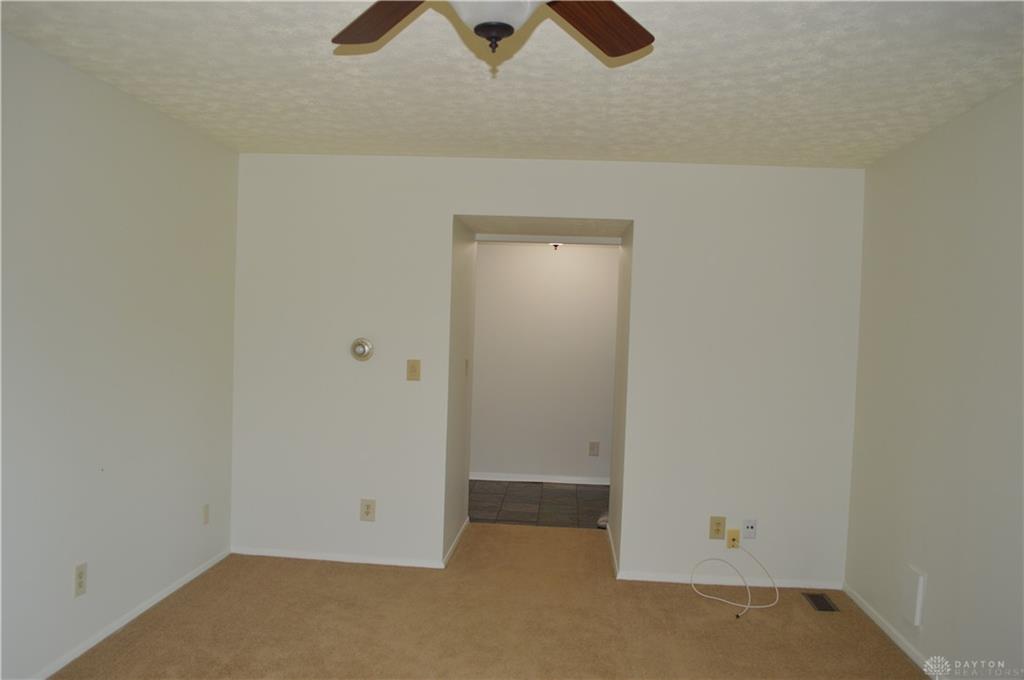 1280 Kentshire Property Photo 8