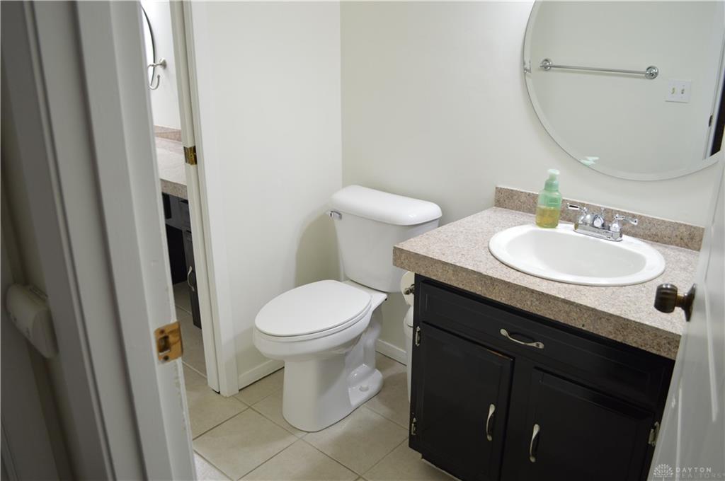 1280 Kentshire Property Photo 13