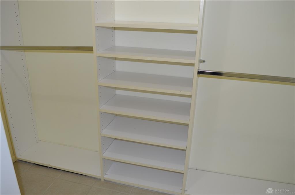 1280 Kentshire Property Photo 18