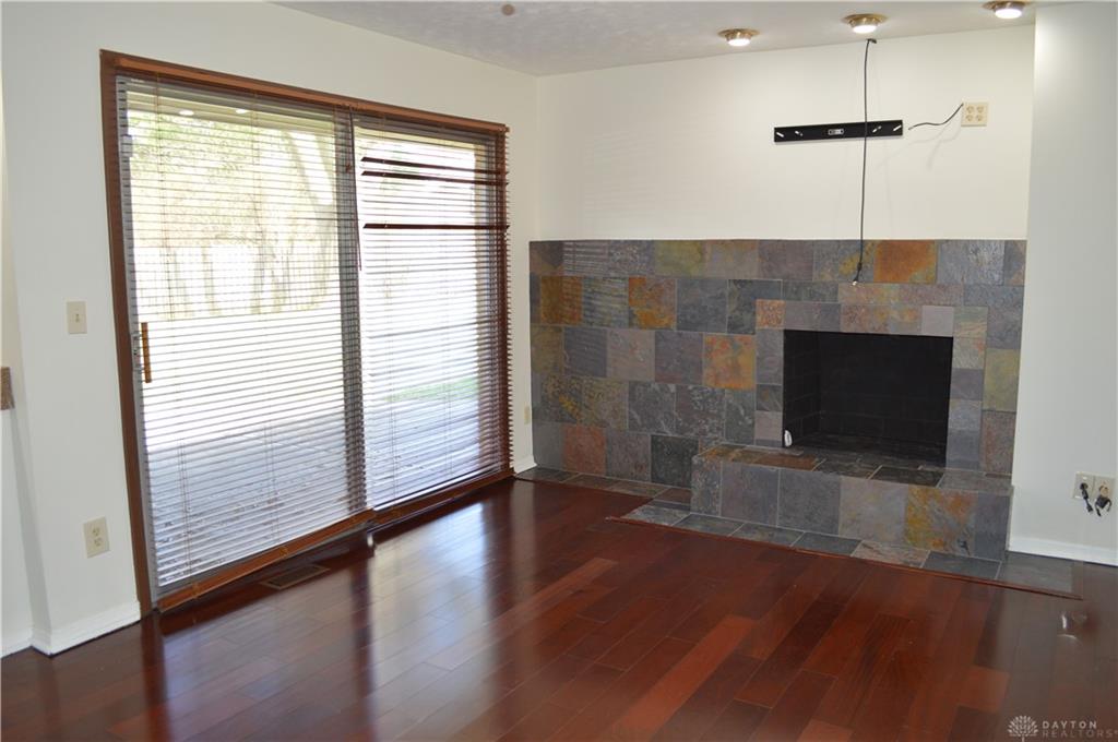 1280 Kentshire Property Photo 24